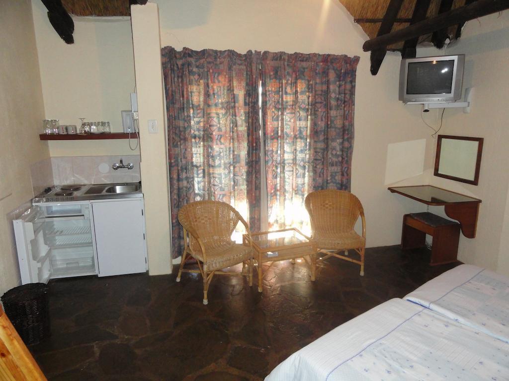 Airport Lodge Voigtland Buitenkant foto